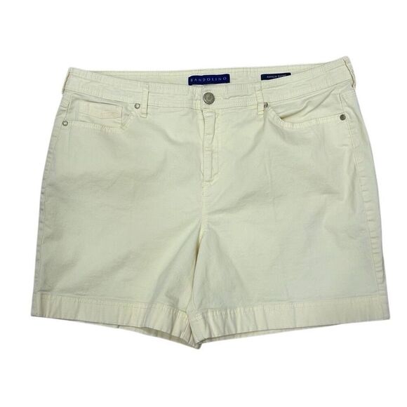 Bandolino Amalia Shorts Women's Size 16 Yellow High Rise Flat Front Twill - Picture 3 of 8
